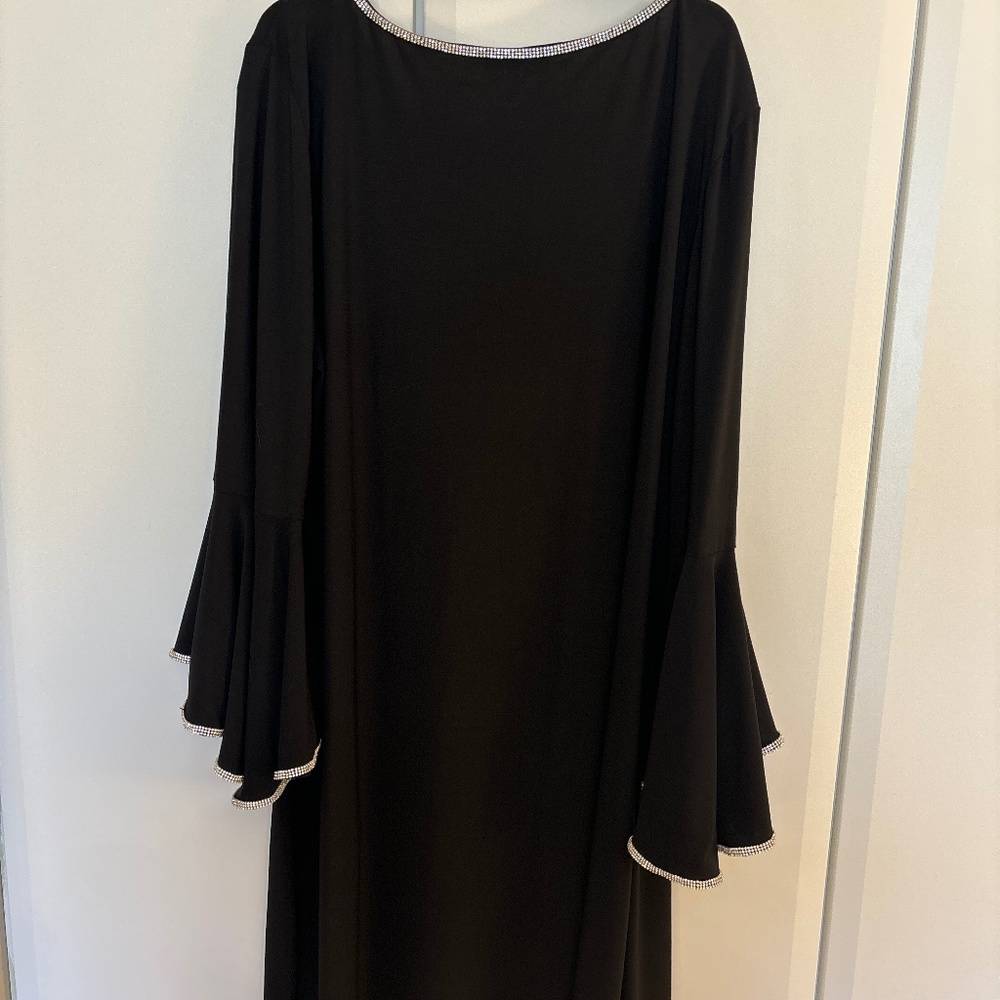 LBD - Picture 6 of 8
